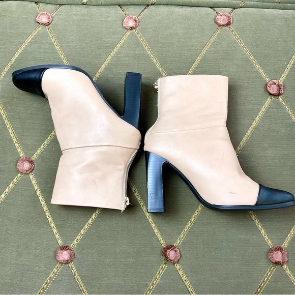 Just Fab Boots in Two Toned Beige and Black with High Heel Mid Calf (5.5) - Picture 4 of 8